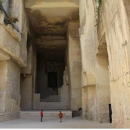 Lou Bonur Apartman Les Baux-de-Provence Kültér fotó